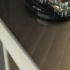 Tavolo Vanity Loop con top in legno