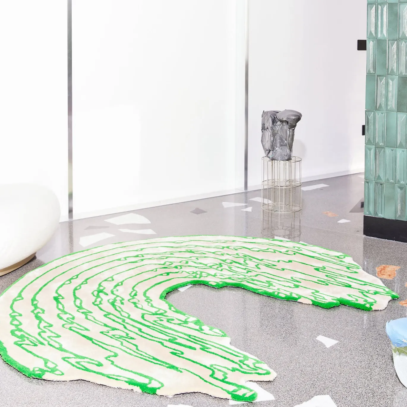 The Floor Is Lava - Tappeto a forma di linea di menta profonda di PLACéE