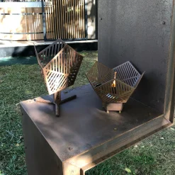 Torcia da esterno Dada.3 in acciaio Corten