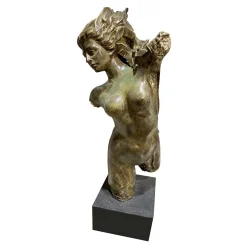 Torso femminile moderno