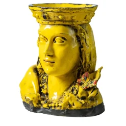 Tuffo Nel Giallo con Farfalla Vaso antropomorfo in ceramica gialla