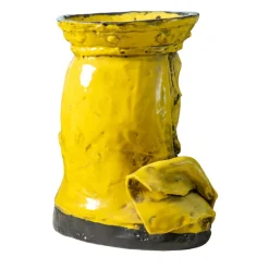 Tuffo Nel Giallo con Farfalla Vaso antropomorfo in ceramica gialla