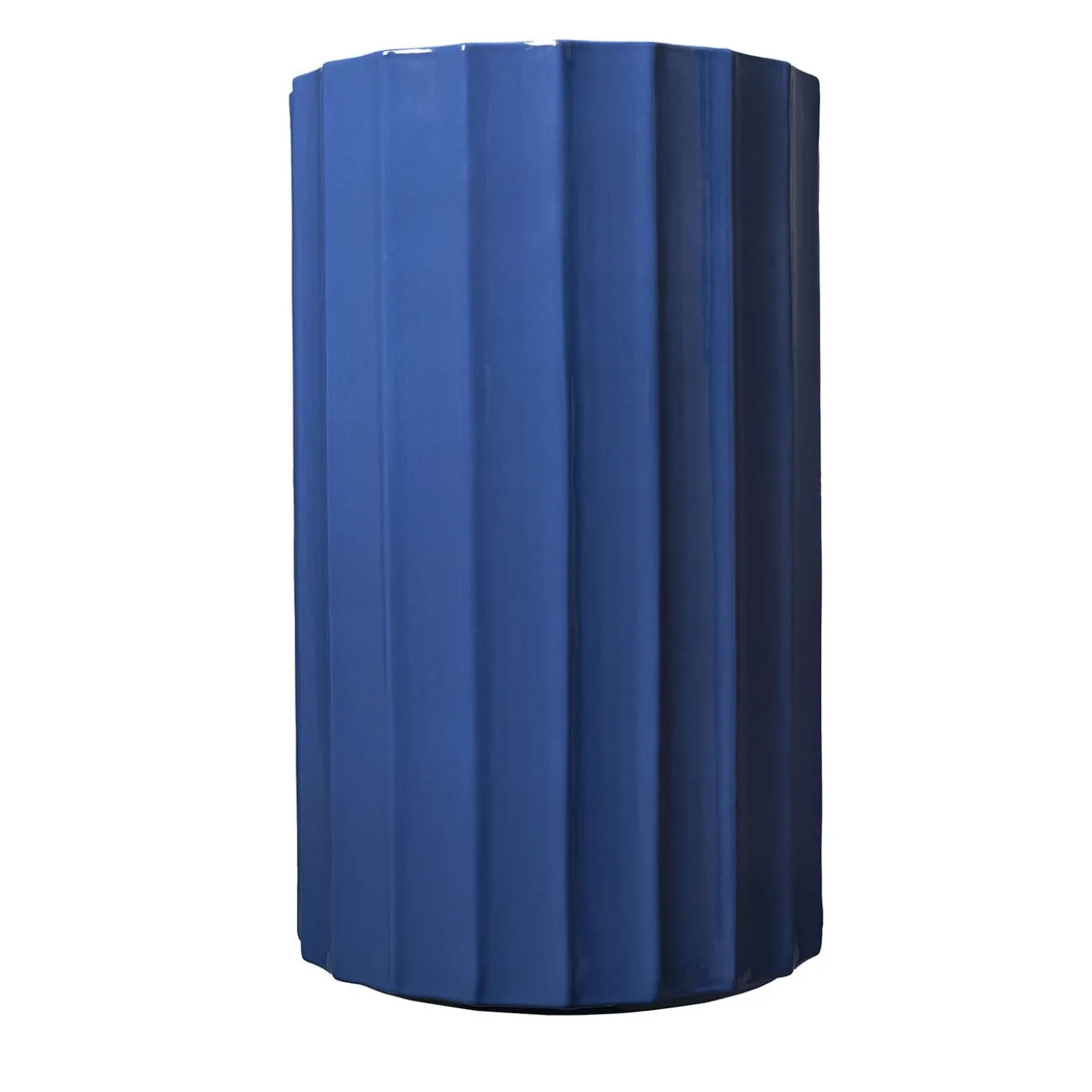 Vaso alto in ceramica blu Column di Objects Of Common Interest