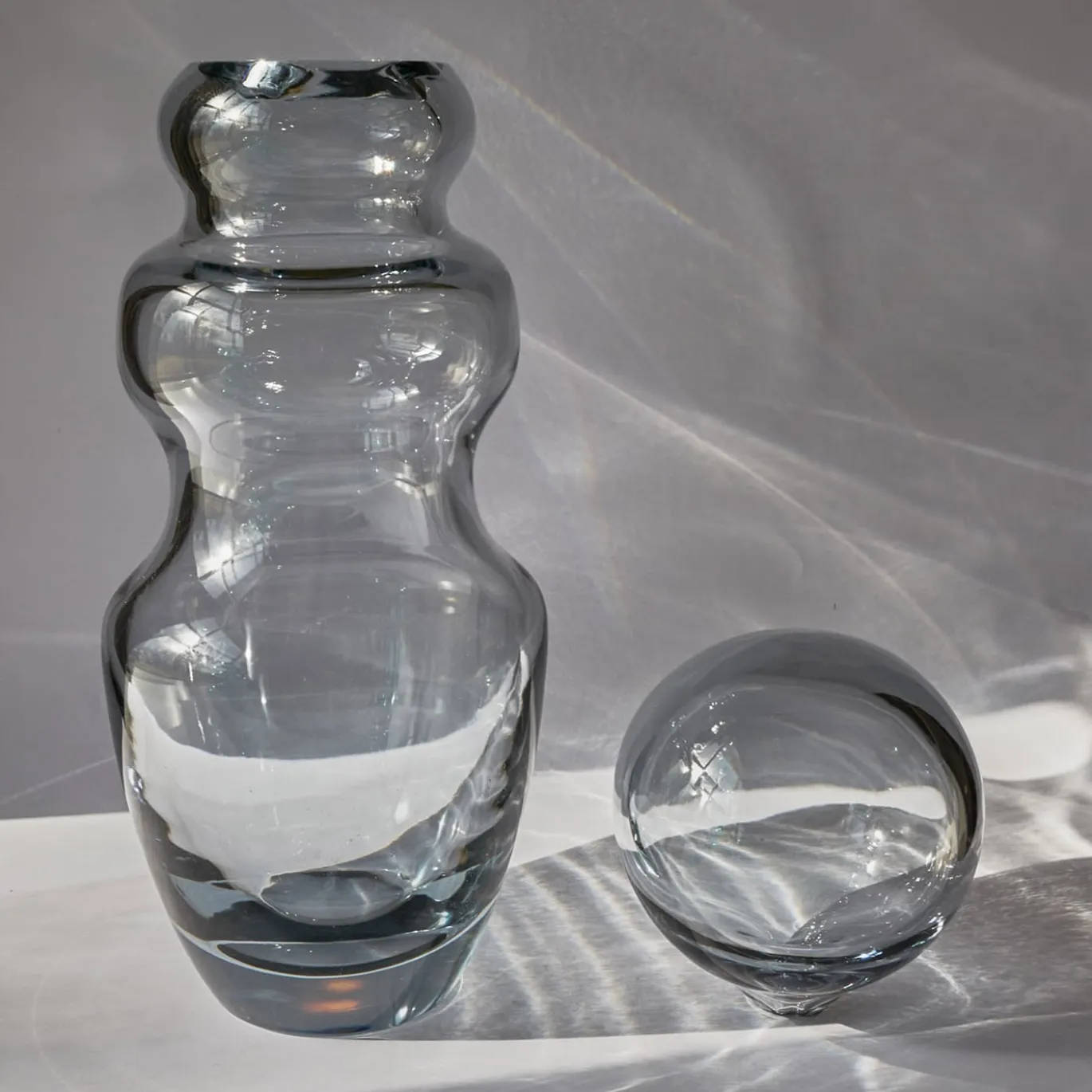 Vaso alto in cristallo soffiato a mano grigio Solana