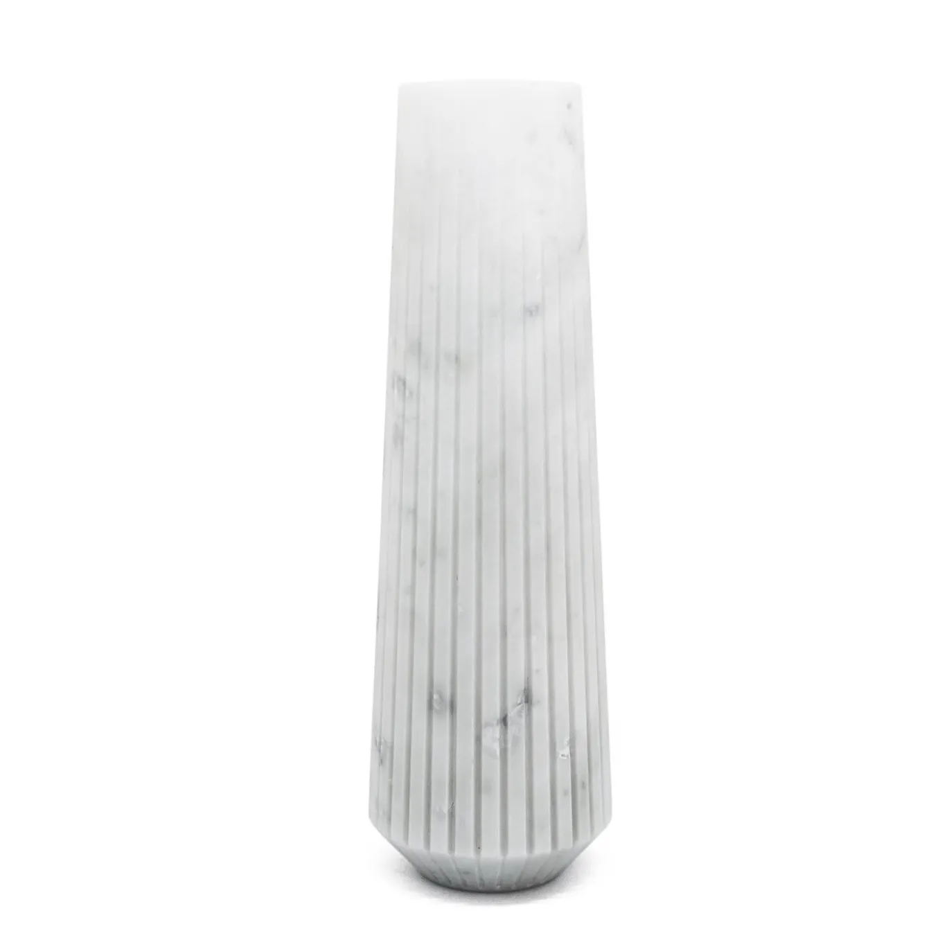 Vaso alto in marmo bianco di Carrara di Jacopo Simonetti