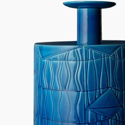 Vaso blu di Bethan Laura Wood