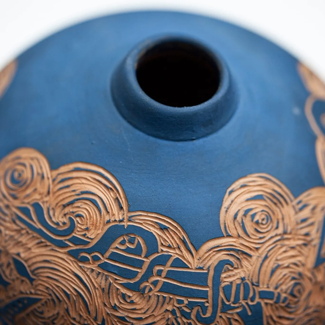 Vaso blu La Sirena Guerriera di Clara Holt e Chiara Zoppei