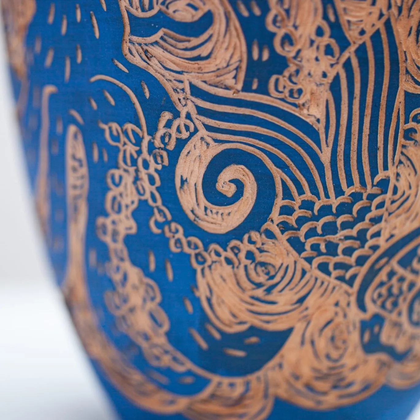 Vaso blu La Sirena Guerriera di Clara Holt e Chiara Zoppei