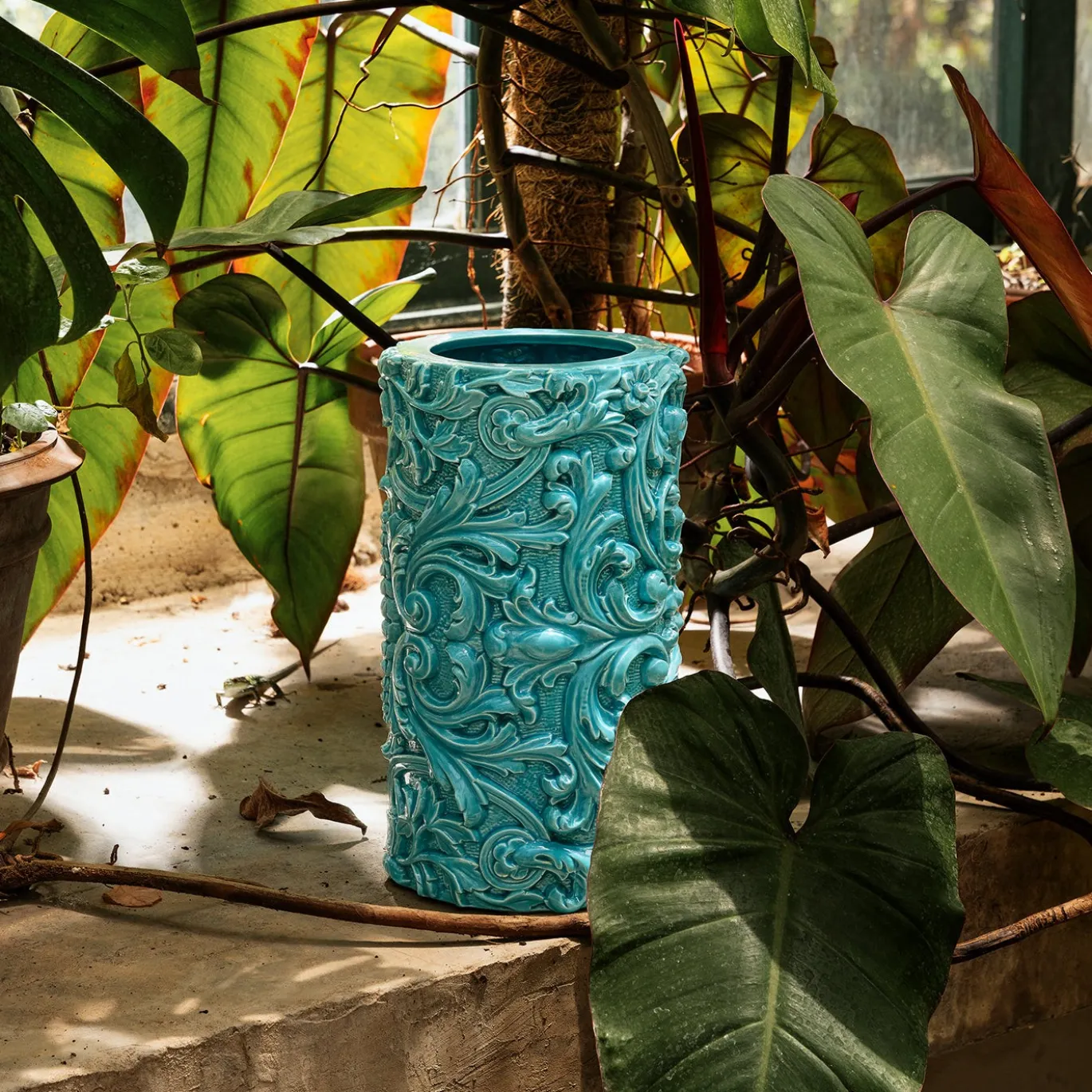 Vaso cilindrico Barocco Medio in ceramica verde ramina