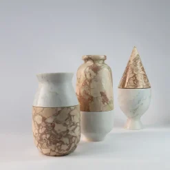 Vaso con coperchio Itineranti 9 in marmo