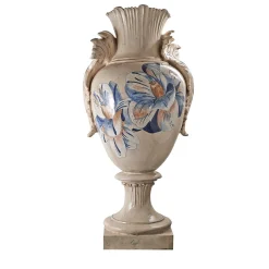 Vaso con decoro fiori di loto