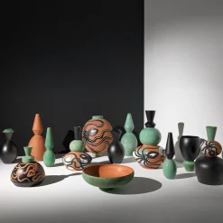 Vaso Crisos in smalto verde di Jean-Christophe Clair