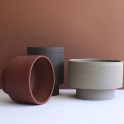 Vaso decorativo a forma di torre di sabbia