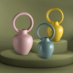 Vaso decorativo Alma in argilla lucida verde di Andrea di Pietro