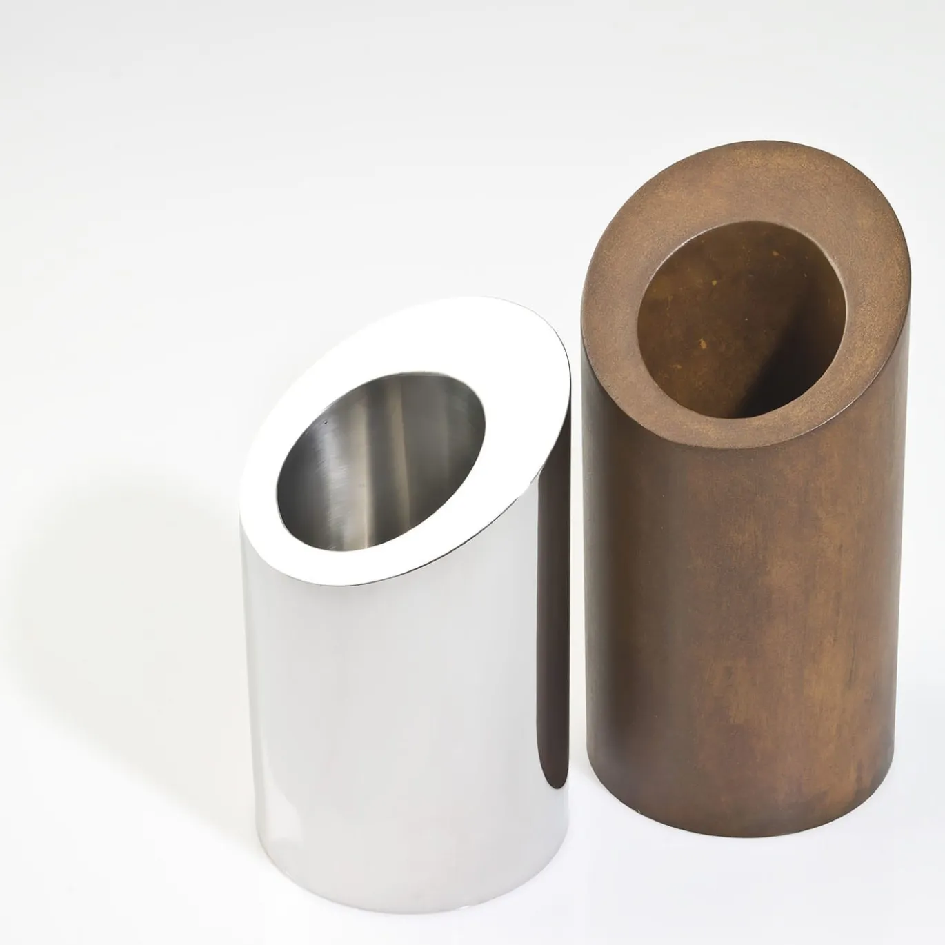 Vaso Decorativo Circolo in Acciaio Corten di Robert Evans