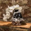 Vaso decorativo Eccentrico in marmo di piccole dimensioni