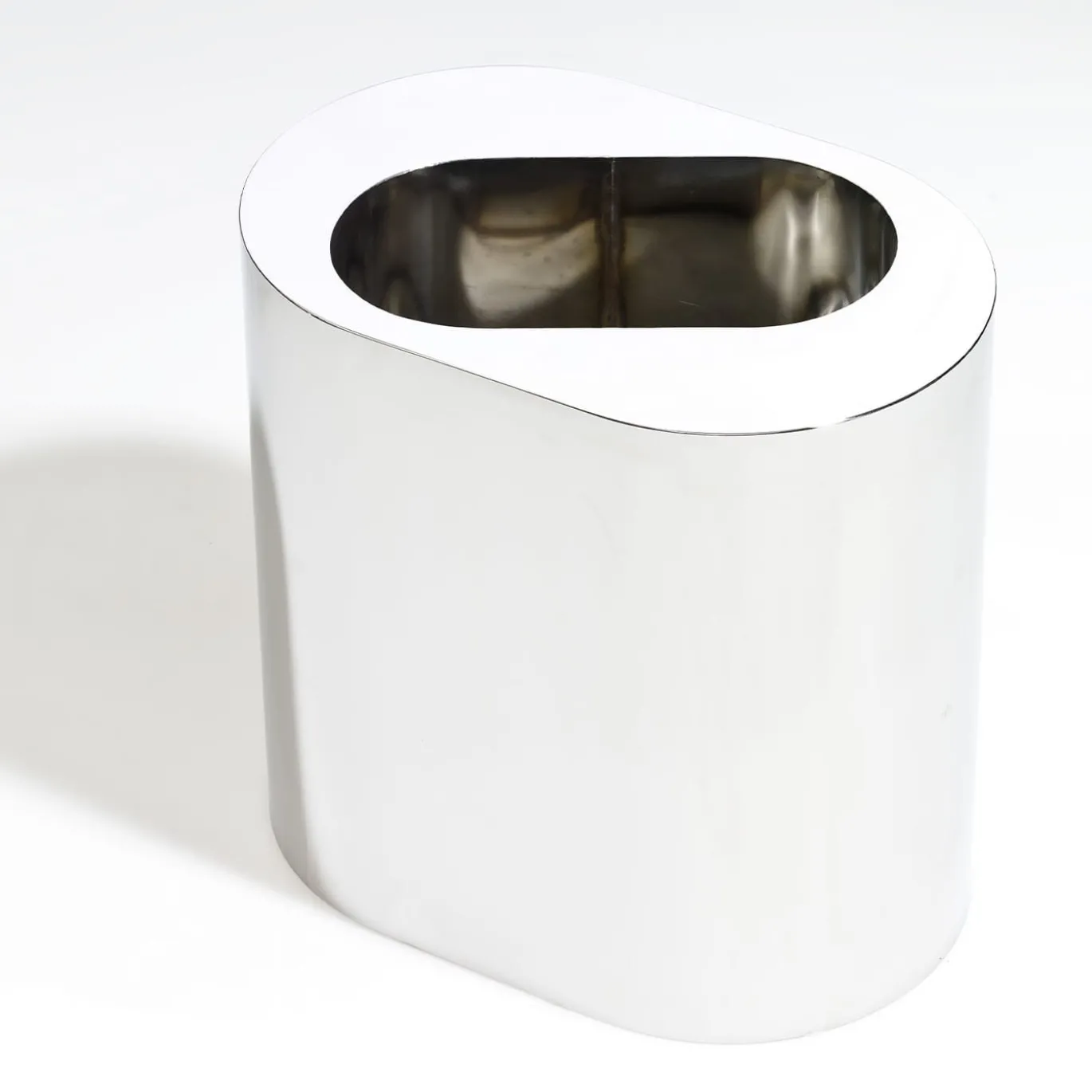Vaso Decorativo Ovale in Acciaio Inox Lucido di Robert Evans