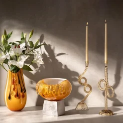 Vaso decorativo ovale Like an Egg in vetro oro e ambra con gocce