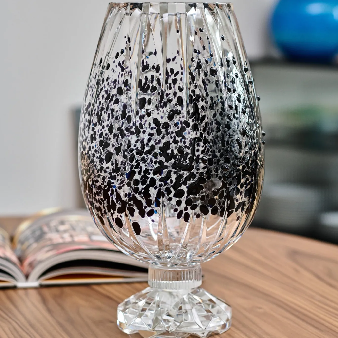 Vaso di cristallo nero Graffiante
