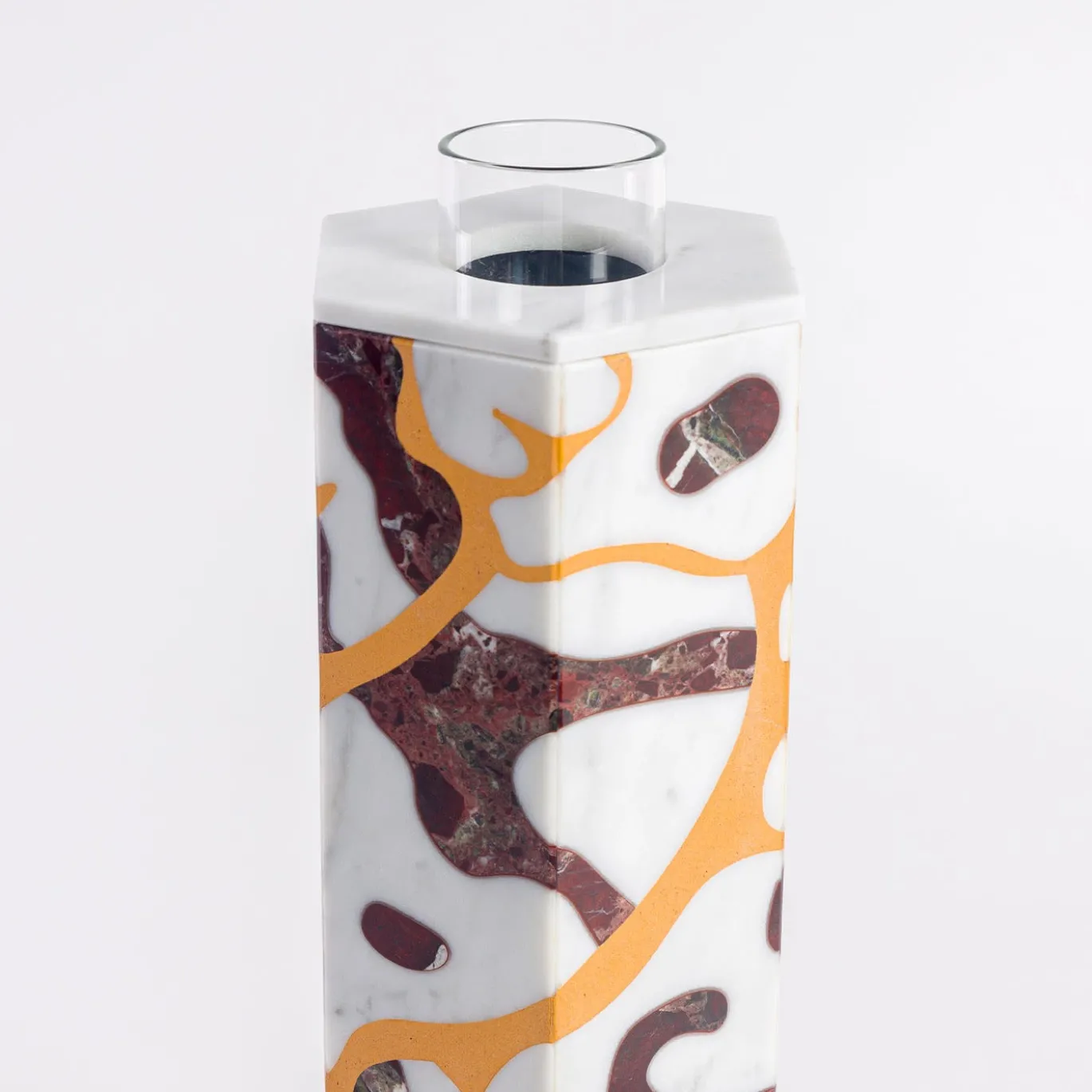 Vaso esagonale in Rosso Levanto e Calacatta di Zanellato&Bortotto
