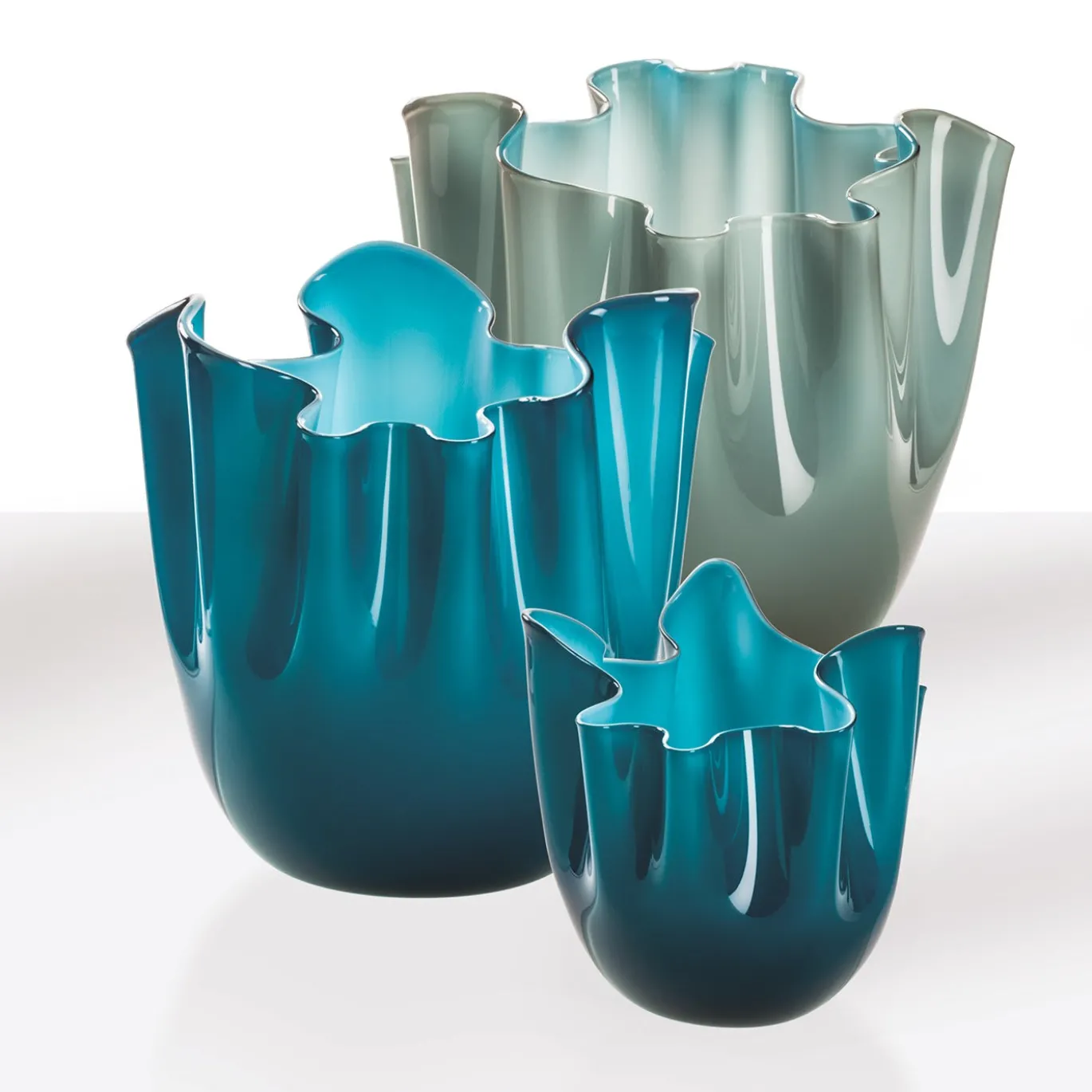 Vaso Fazzoletto Opalini in Vetro Blu Cerulean di Fulvio Bianconi