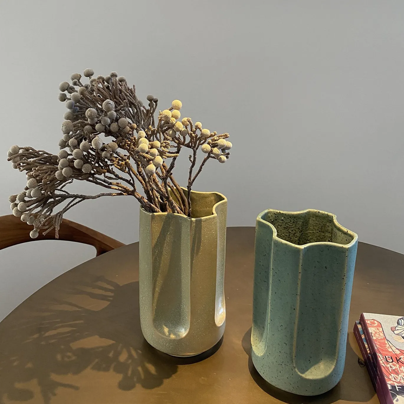 Vaso Giuseppe Turquesa in ceramica smaltata blu opaco