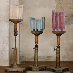 Vaso in ceramica azzurro e arancione Merlate N. 1 di P. Urquiola