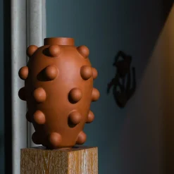 Vaso in Ceramica Fysallida #2 di Jean-Christophe Clair