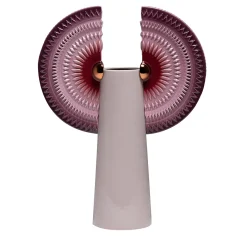 Vaso in ceramica lilla Solar Disc with Wings di Sara Ricciardi