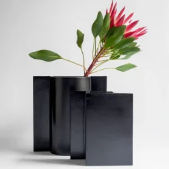 Vaso in ceramica nera Rook