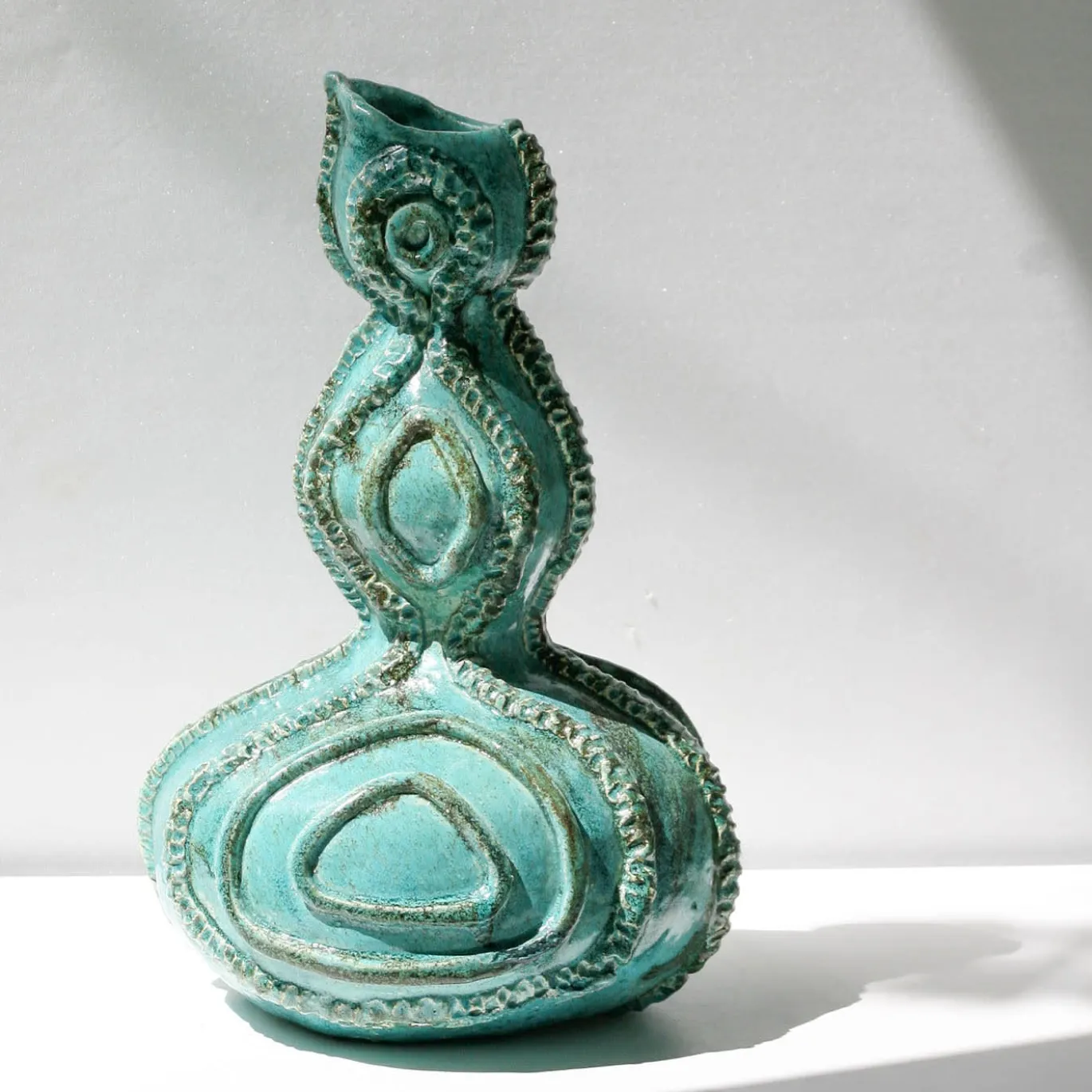 Vaso in ceramica verde Acini