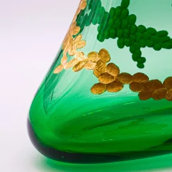 Vaso in oro e verde smeraldo