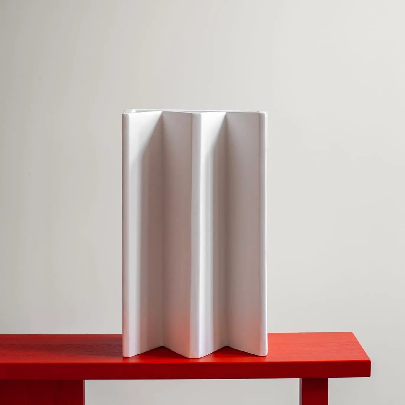 Vaso King in ceramica bianca