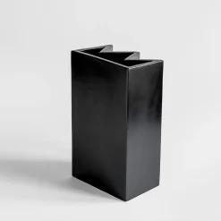 Vaso King in ceramica nera