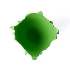 Vaso Lemon Special grande in resina verde mela opaco di Gaetano Pesce