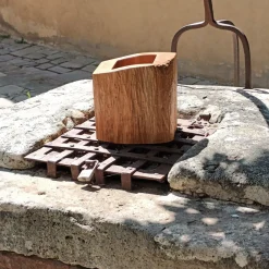 Vaso Libeccio Tre di Pietro Meccani