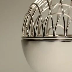 Vaso Magellano 15 in ottone argento di Vico Magistretti