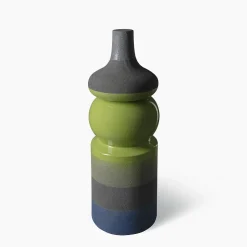 Vaso multiforme in lava nera