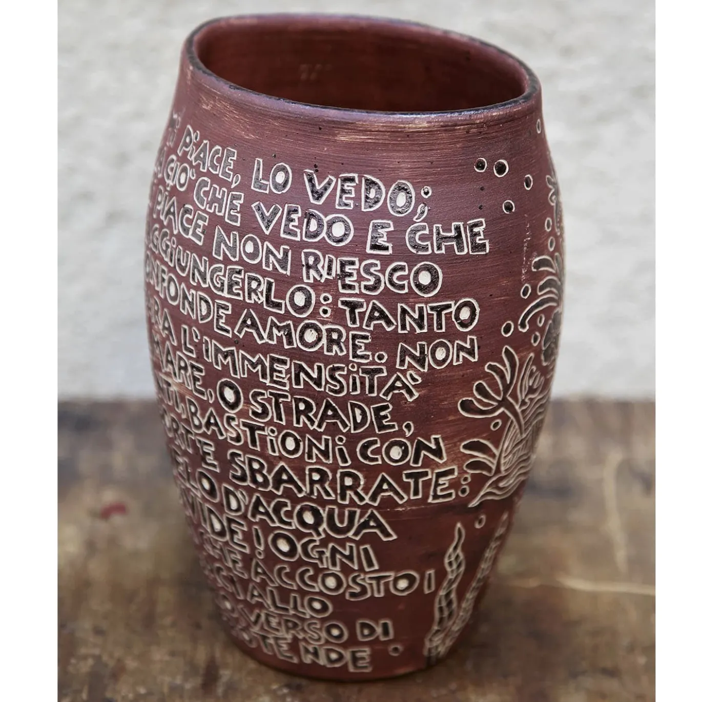 Vaso Narciso in gres e argilla selvatica