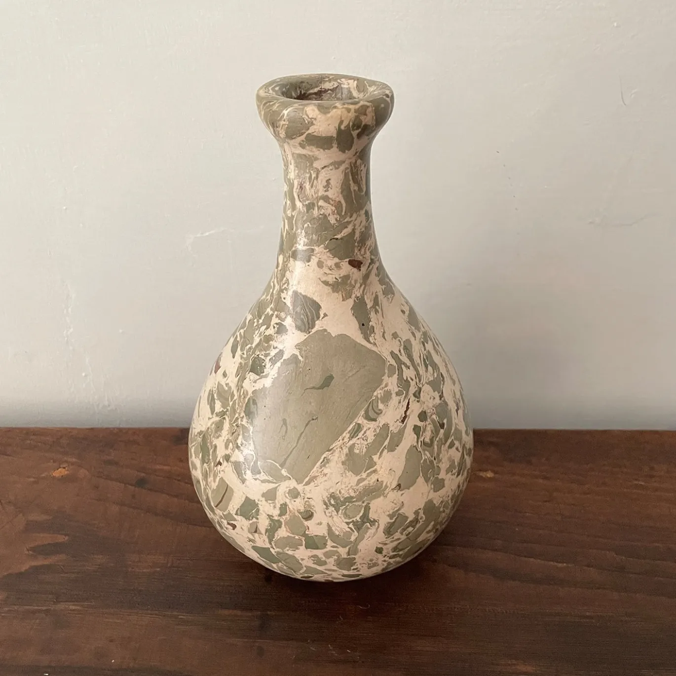Vaso n.153 Vaso in ceramica effetto marmo verde e bianco