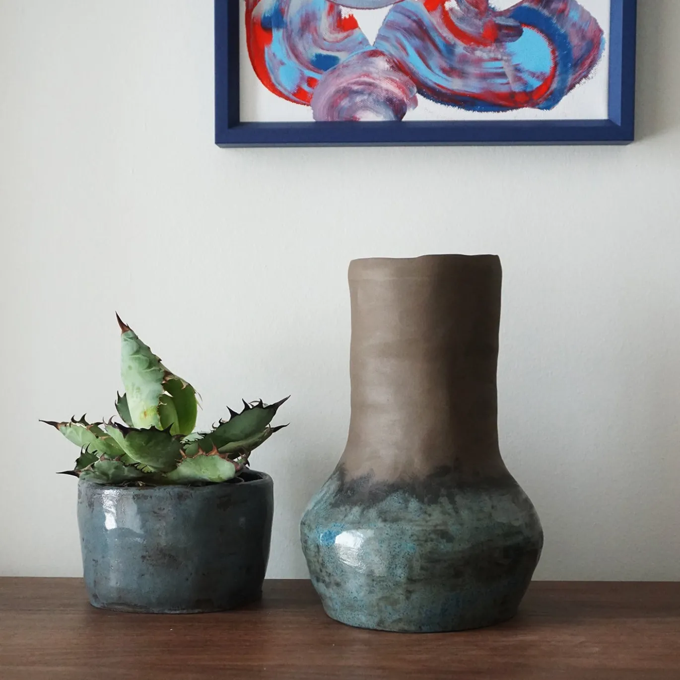Vaso Pianosa in Argilla Marrone con Smalto Grigio