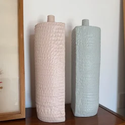 Vaso piatto bianco floreale Battuti di Andrea Anastasio