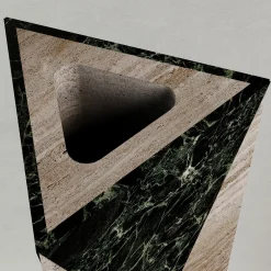 Vaso Polimelus Verde Alpi e Travertino