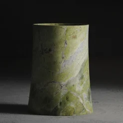 Vaso Princess L in Marmo Artik Green di Christophe Pillet