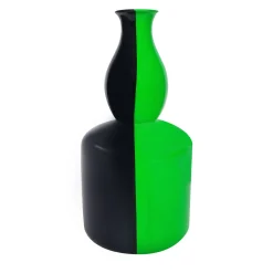 Vaso Sbalzo Cromatico in ceramica nero intenso e verde fluo