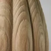 Vaso scultoreo alto in legno di olmo con scanalature a V