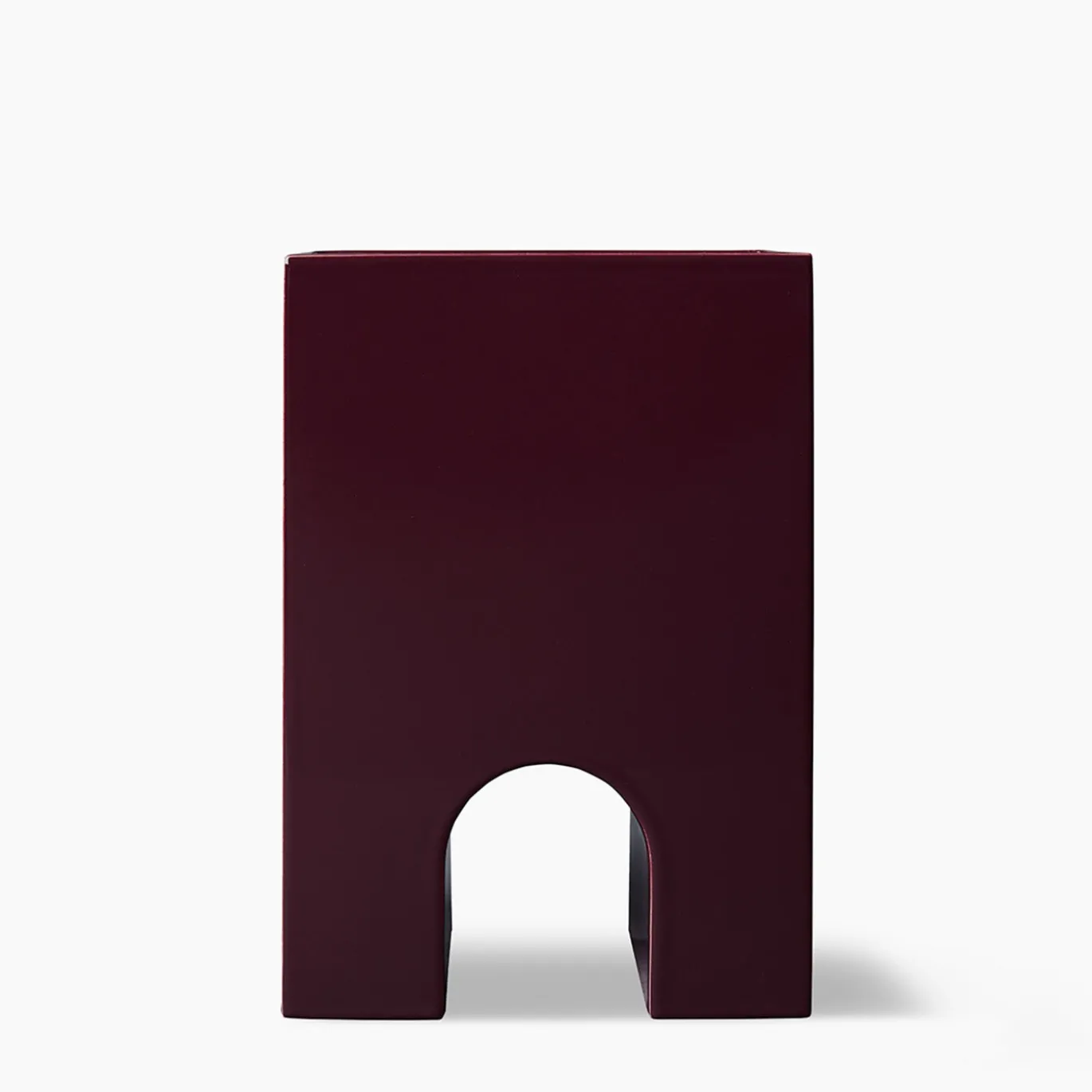 Vaso scultoreo in ceramica Onda N.6 color melanzana by Muller Van Severen