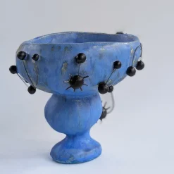 Vaso scultoreo in gres blu Oh Joan
