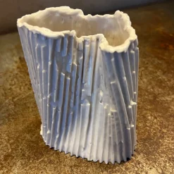 Vaso scultoreo Ivory 1 in porcellana