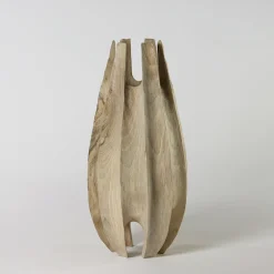 Vaso scultoreo Vase in Vase 2 in legno di noce Juglans Regia